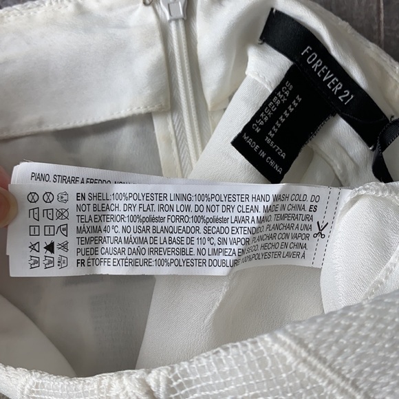 Women’s Forever21 white lace overlay skirt - Picture 5 of 8